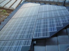 茨城県猿島郡　K様邸　《太陽光・カーポート・エコキュート・蓄熱式暖房器設置工事》